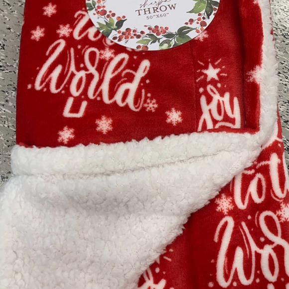 Holly Loft Christmas Holiday Plush Sherpa Throw Blanket Red Joy to the World NEW - Picture 5 of 10